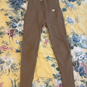 Women’s Beat leggings Taupe medium
